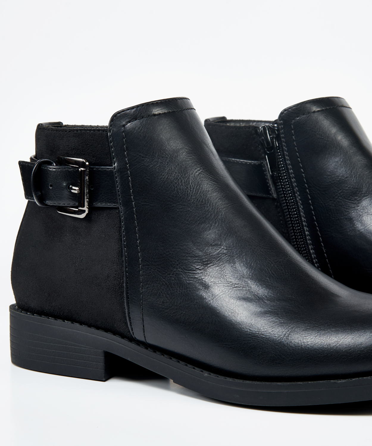 Botines hebilla combinada image number null